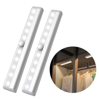 ضوء ليلي LED قابل لإعادة الشحن مع استشعار الحركة لخزائن المطبخ